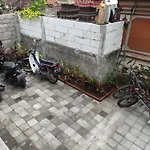 Kubu Di-Kayla\'s Guest House